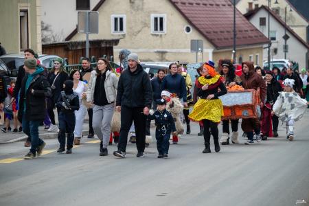 PUST (49 of 143)